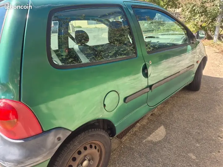 Renault Twingo 2001 photo 2