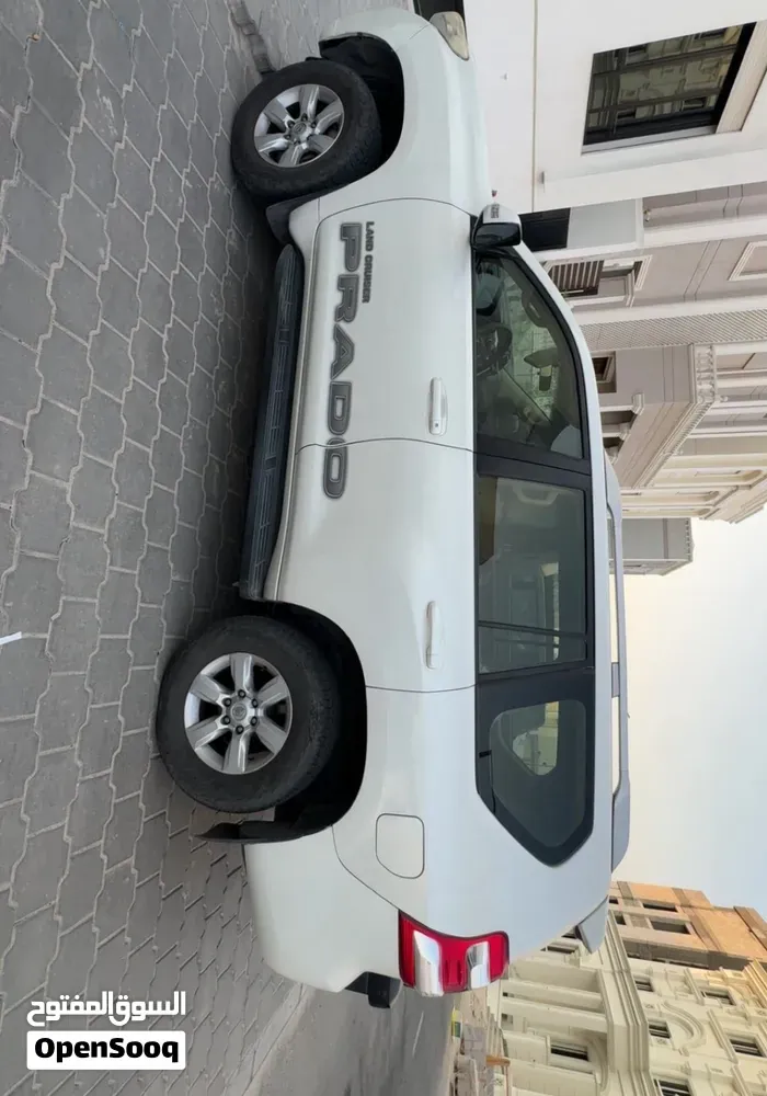 Toyota Prado 2014 photo 4