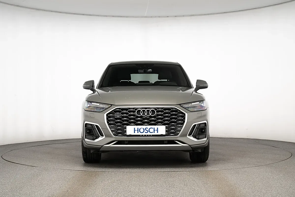 Audi Q5 2024 photo 2