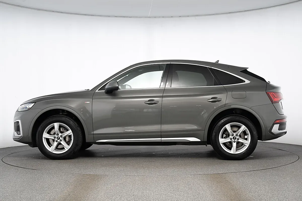 Audi Q5 2024 photo 3