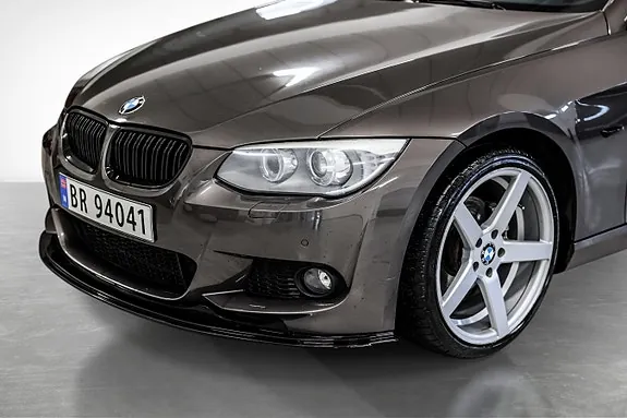 BMW 320D 2010 photo 2