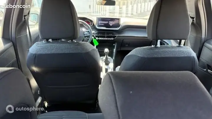 Peugeot 2008 2024 photo 2