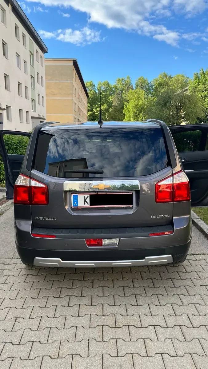 Chevrolet Orlando 2014 photo 2