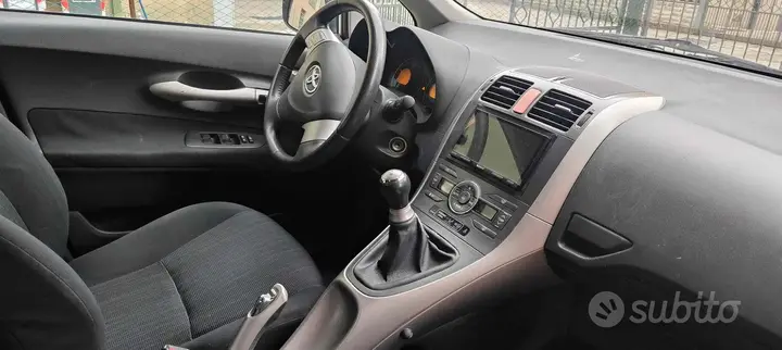 Toyota Auris 2008 photo 4