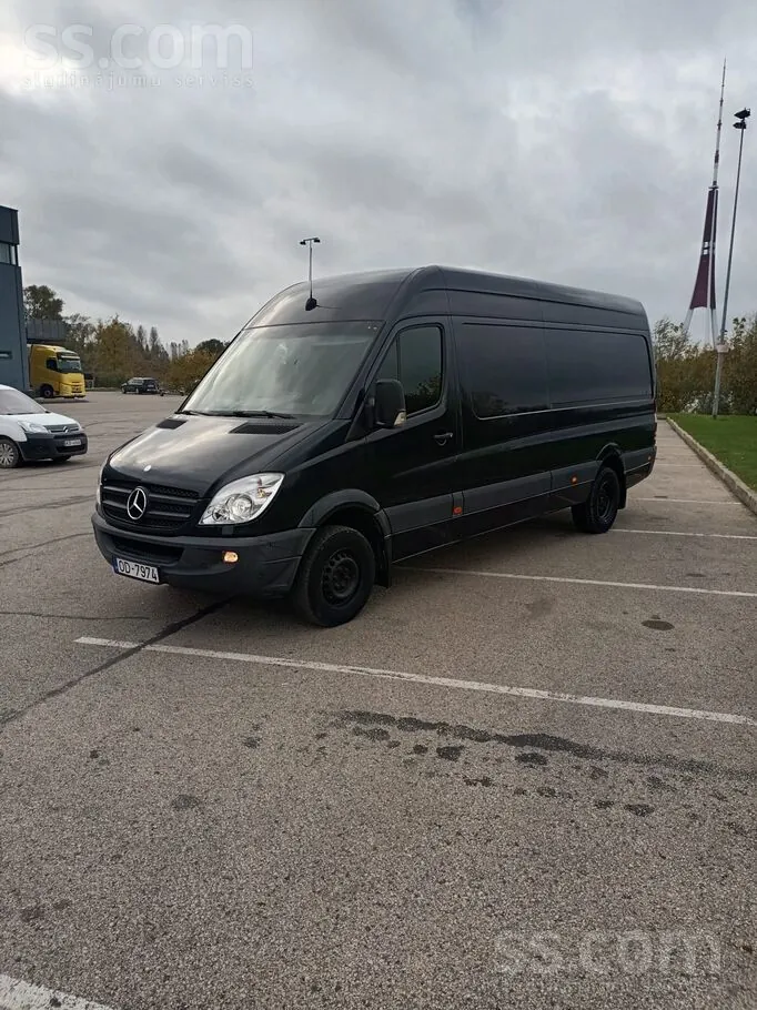 Mercedes-Benz Sprinter