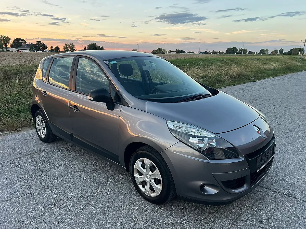 Renault Grand Scénic 2009 photo 3