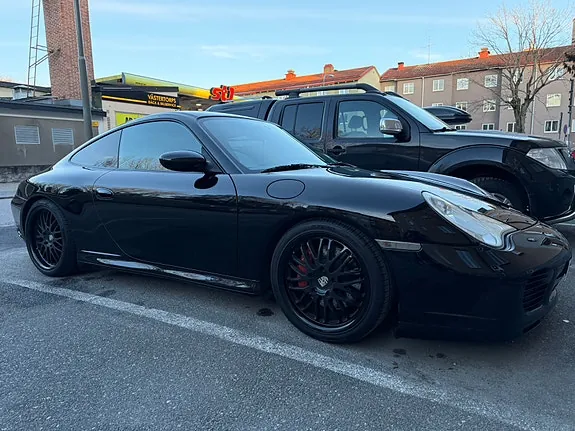 Porsche 911 Carrera 4S 2003 photo 3
