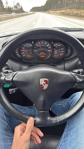 Porsche 911 Carrera 4S 2003 photo 5