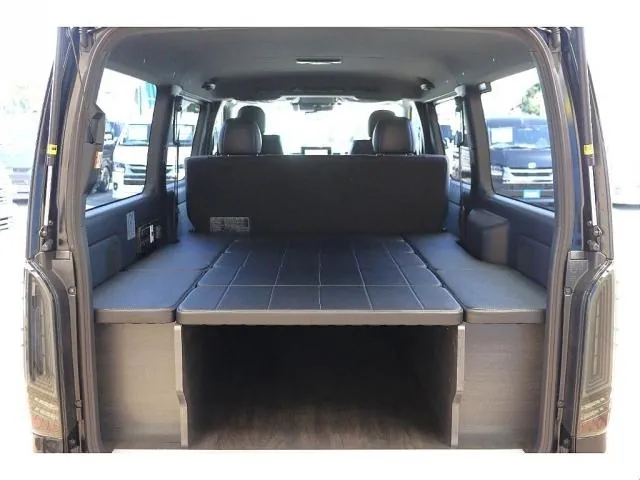 Toyota Hiace 2026 photo 2