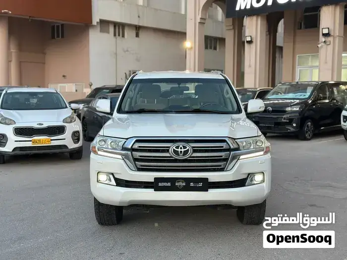 Toyota Land Cruiser 2021 photo 2