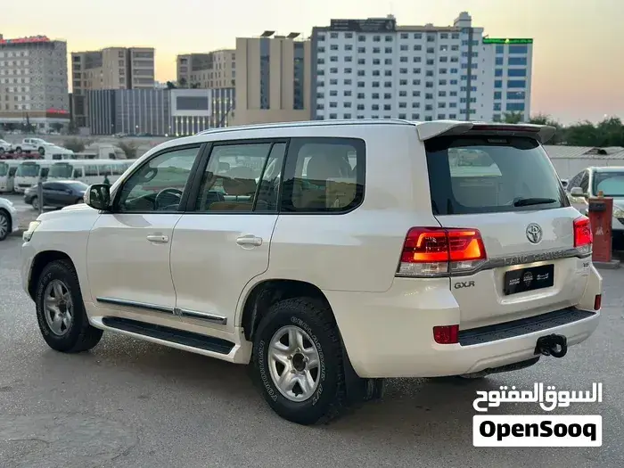 Toyota Land Cruiser 2021 photo 3