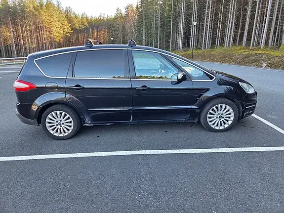 Ford S-Max 2011 photo 3