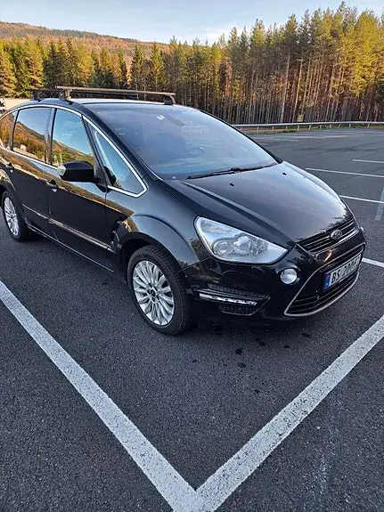 Ford S-Max 2011 photo 4