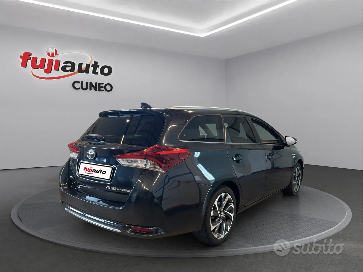 Toyota Auris 2015 photo 3