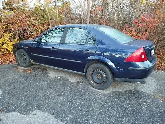 Ford Mondeo 2001 photo 4