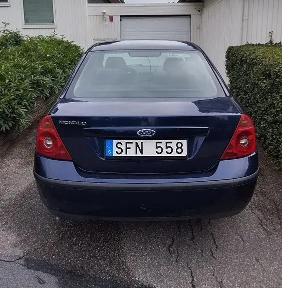 Ford Mondeo 2001 photo 2