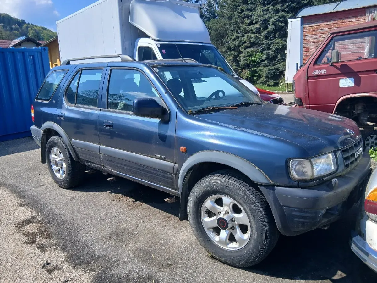Opel Frontera