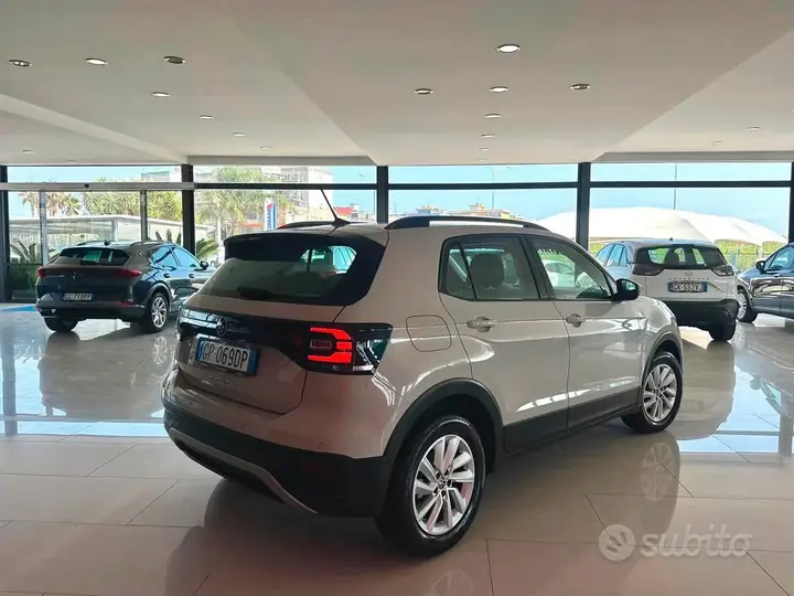 Volkswagen T-Cross 2023 photo 3