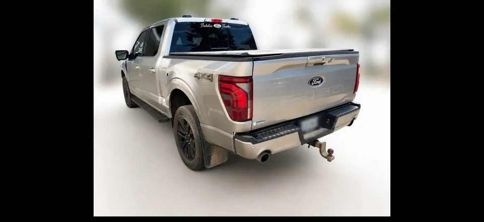 Ford F150 2025 photo 2