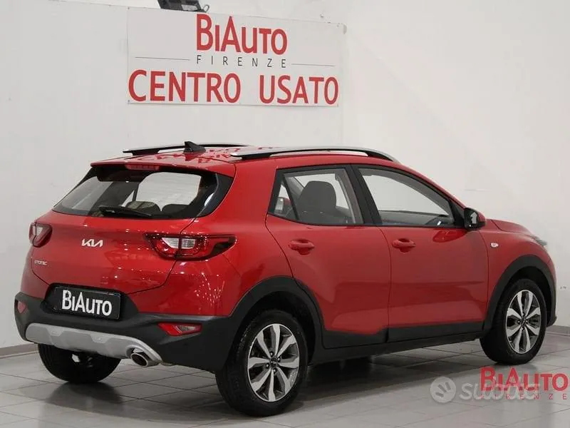 Kia Stonic 2024 photo 2