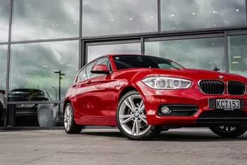 BMW 125I 2016 photo 5