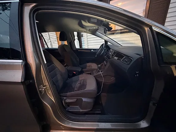 Volkswagen Golf Sportsvan 2014 photo 5