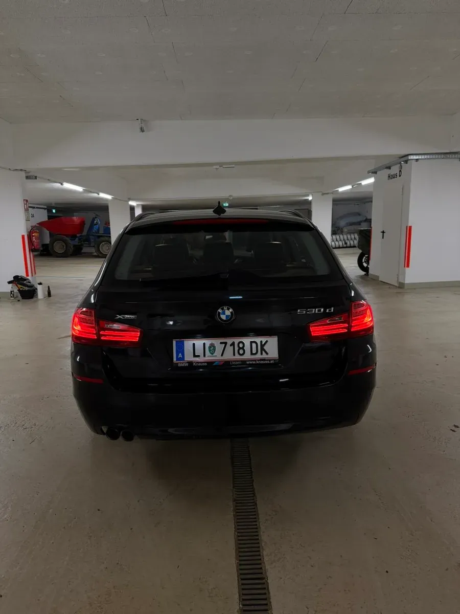 BMW 5 Series 2014 photo 2