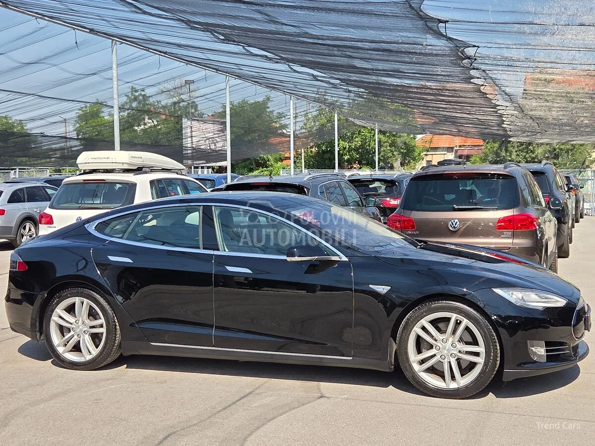 Tesla Model S 2014 photo 4