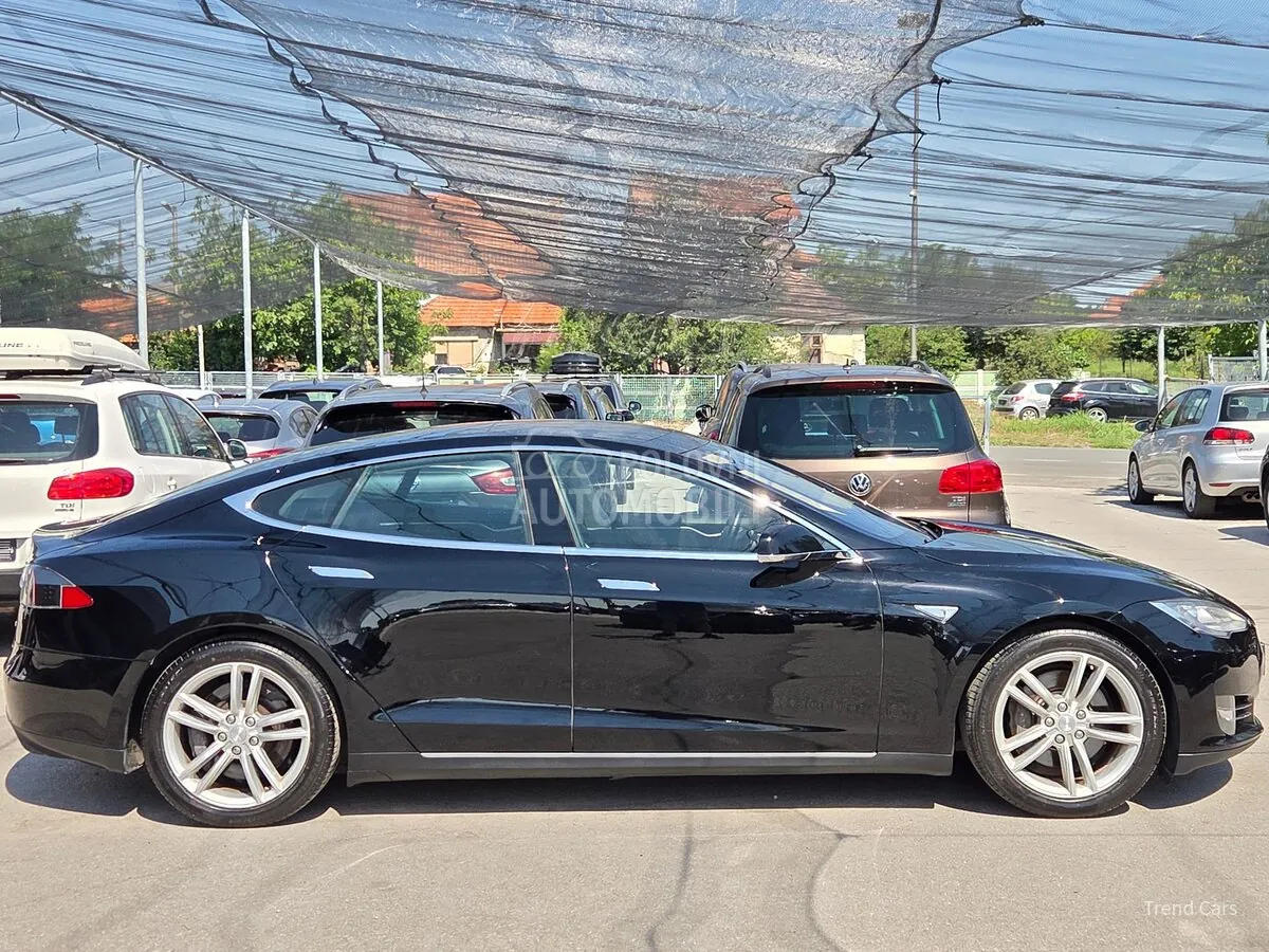 Tesla Model S 2014 photo 5