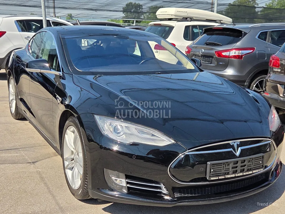 Tesla Model S 2014 photo 2