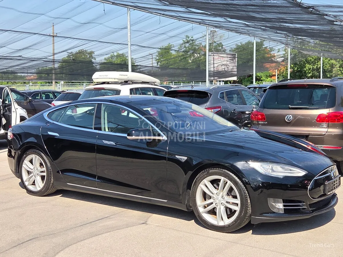 Tesla Model S 2014 photo 3