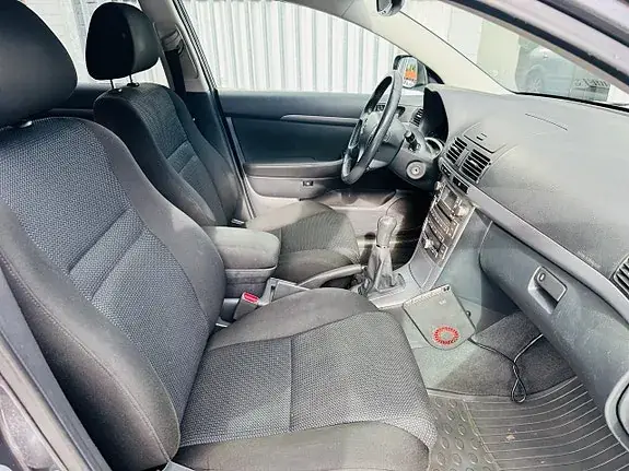 Toyota Avensis 2008 photo 5