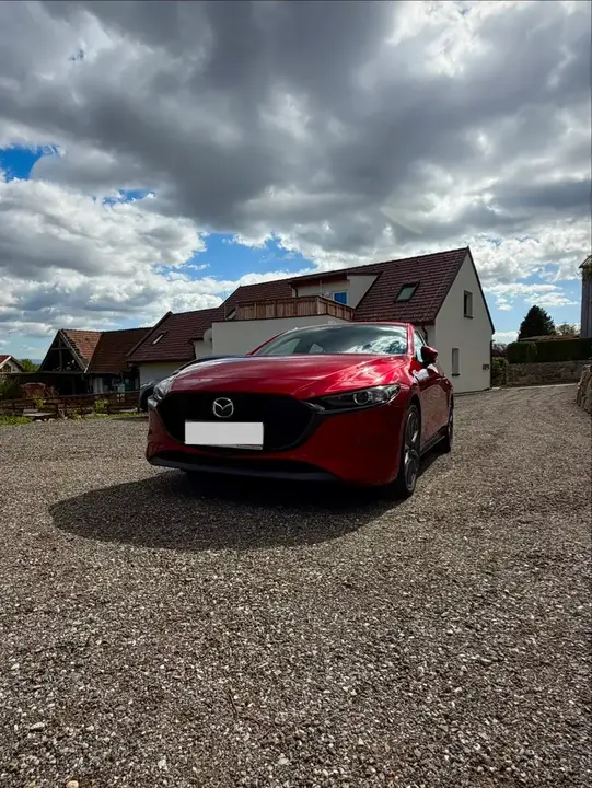 Mazda Mazda3 2019 photo 3