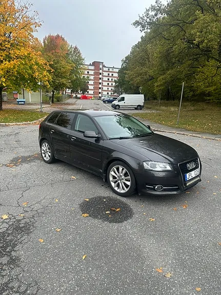 Audi A3 2011 photo 2