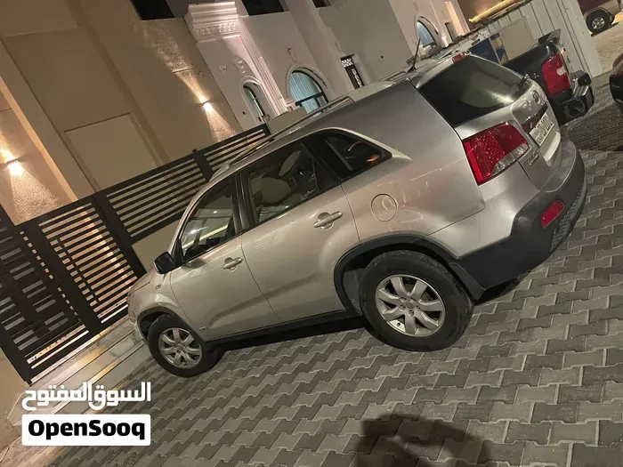 Kia Sorento 2012 photo 4