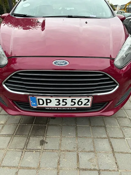Ford Fiesta 2014 photo 4