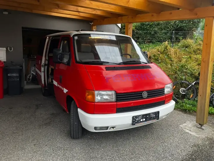Volkswagen T4 1992 photo 3