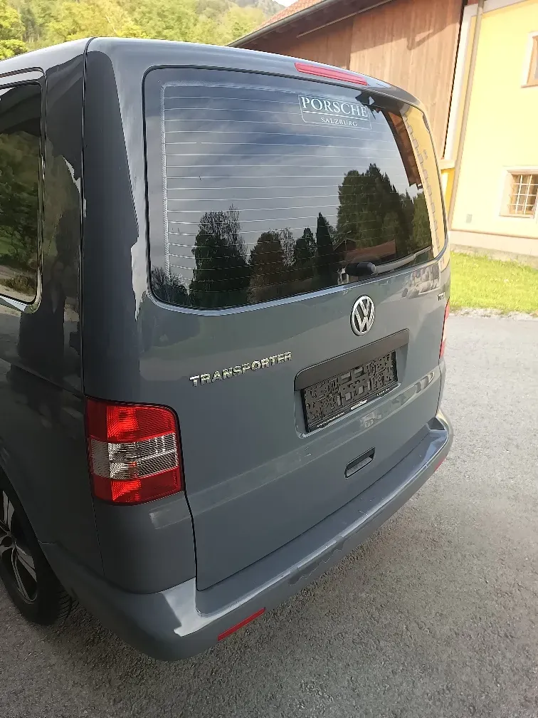 Volkswagen T5 2010 photo 3