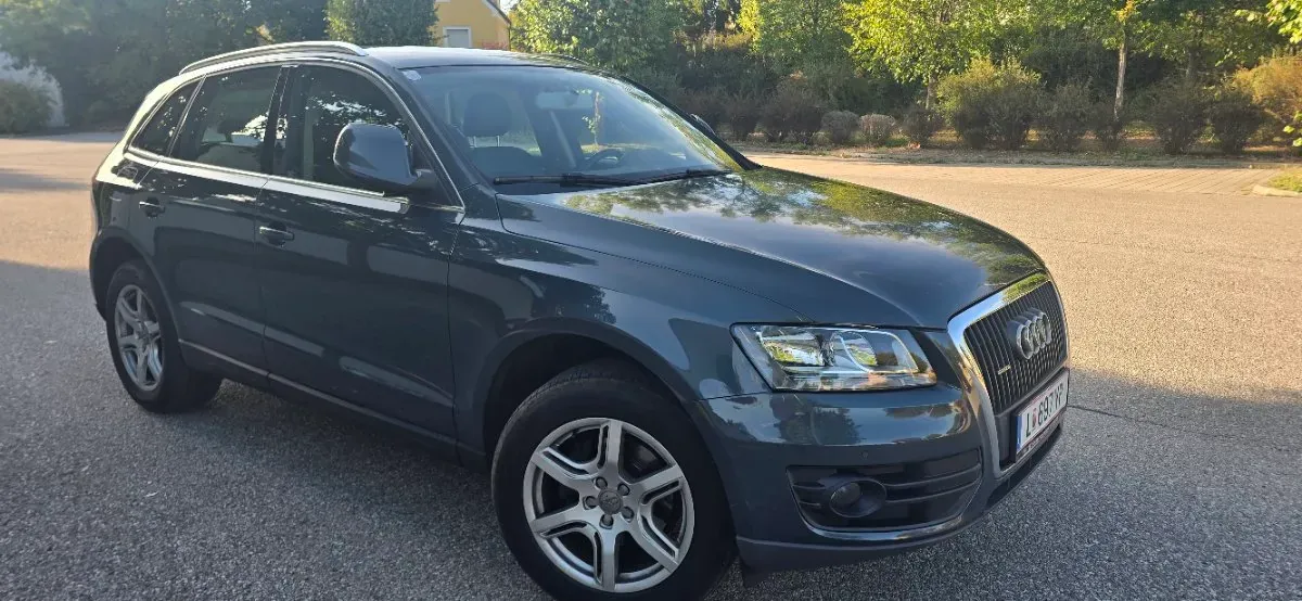Audi Q5 2010 photo 2