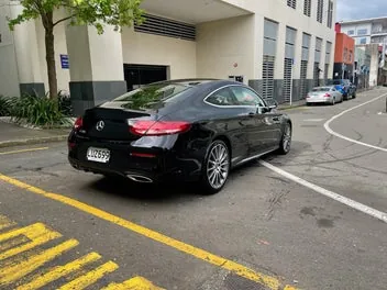 Mercedes-Benz C 200 2017 photo 4