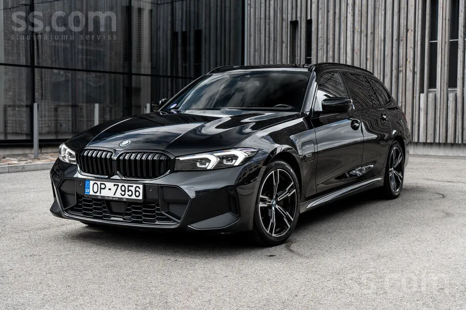 BMW 320 2023 photo 3