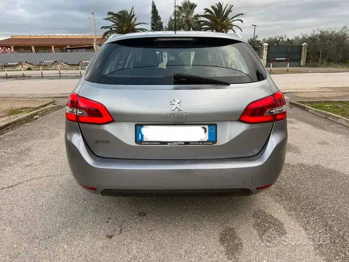 Peugeot 308 2020 photo 5