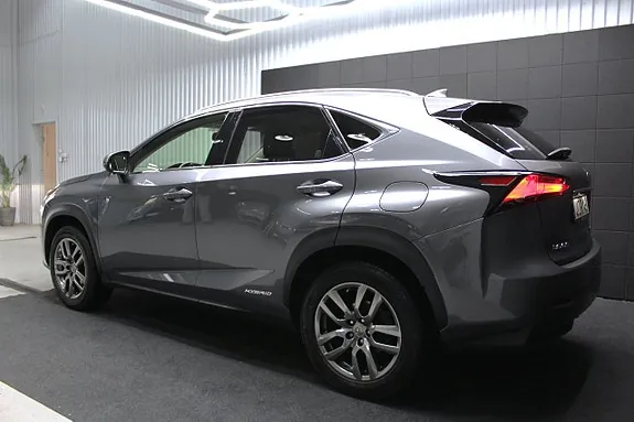 Lexus Nx300H 2015 photo 4