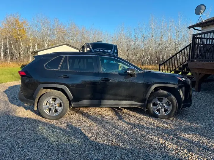 Toyota Rav4 2022 photo 3