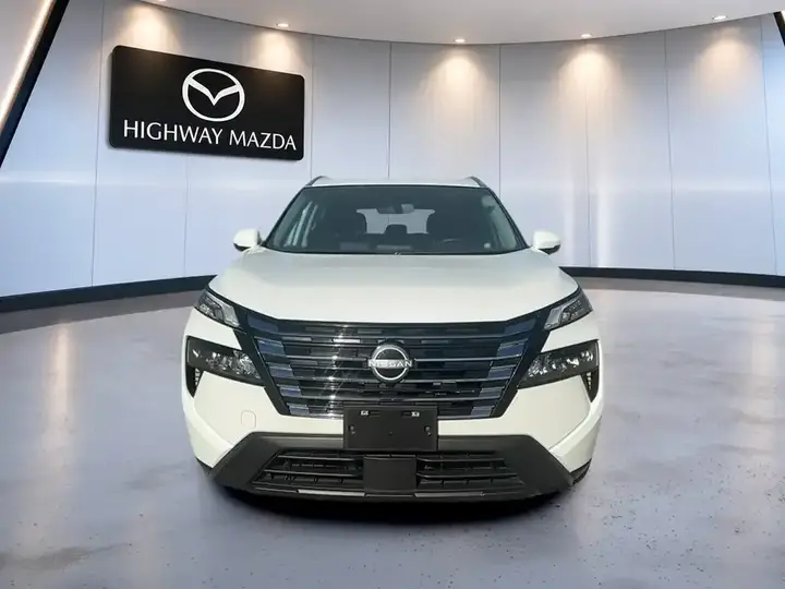Nissan Rogue 2025 photo 2