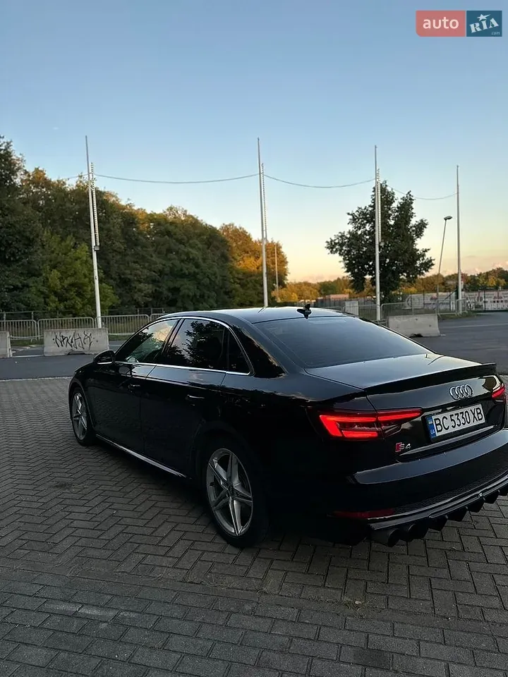 Audi S4 2019 photo 3