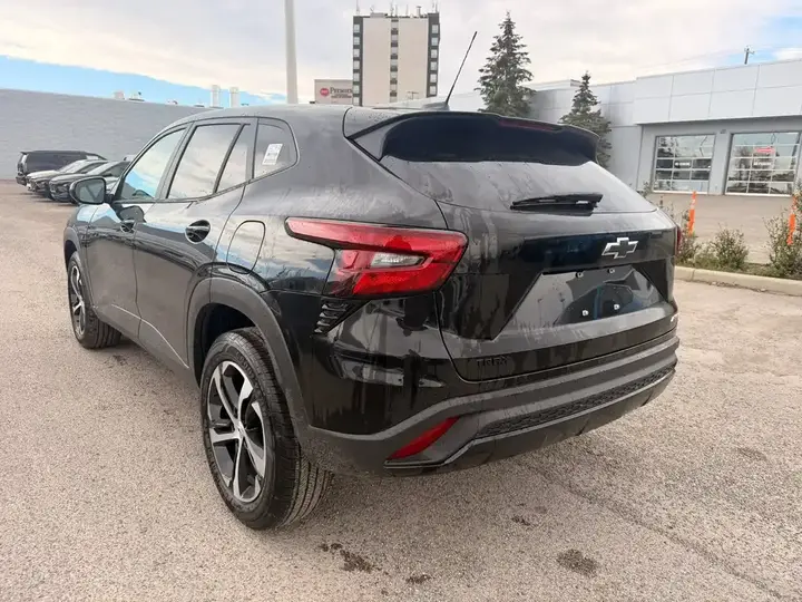 Chevrolet Trax 2026 photo 3
