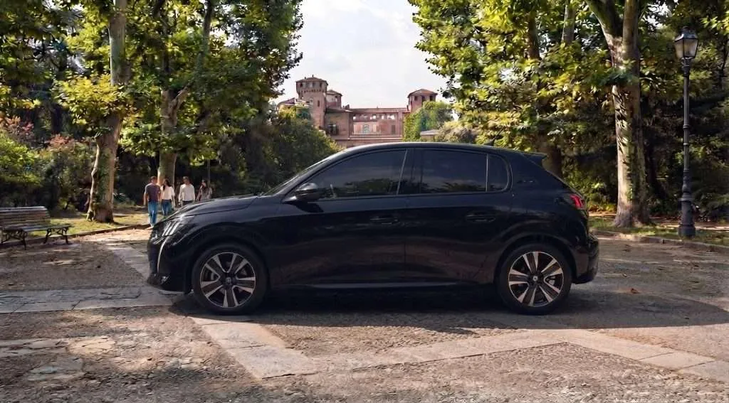 Peugeot 208 2026 photo 4