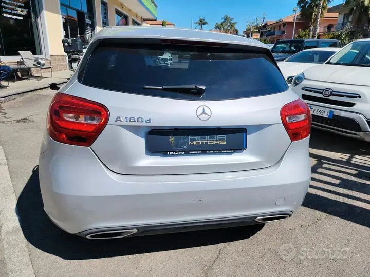 Mercedes-Benz A-Class 2016 photo 5