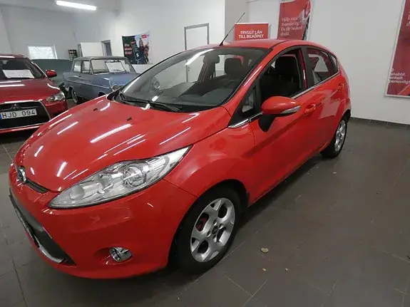Ford Fiesta 2011 photo 2